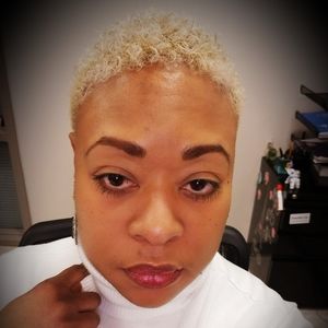 Meet your Posher, Artavia